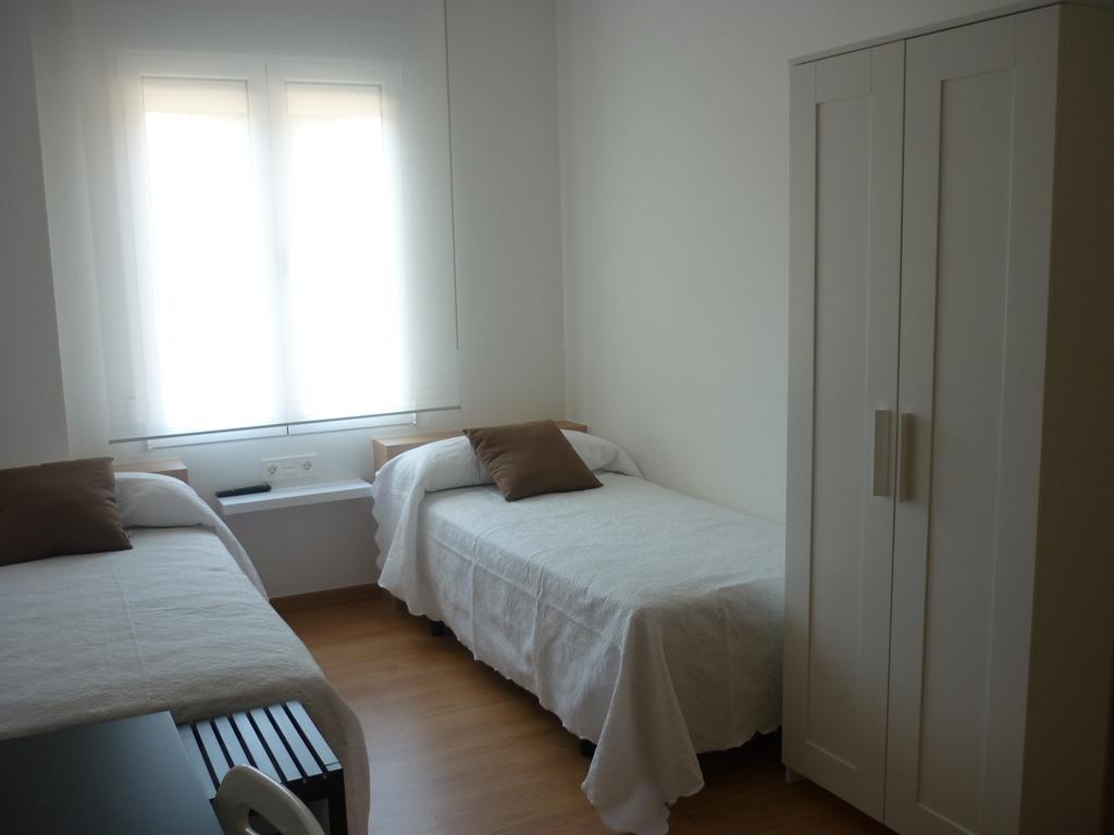 Pension-Albergue Puente Ribeira Sarria Δωμάτιο φωτογραφία