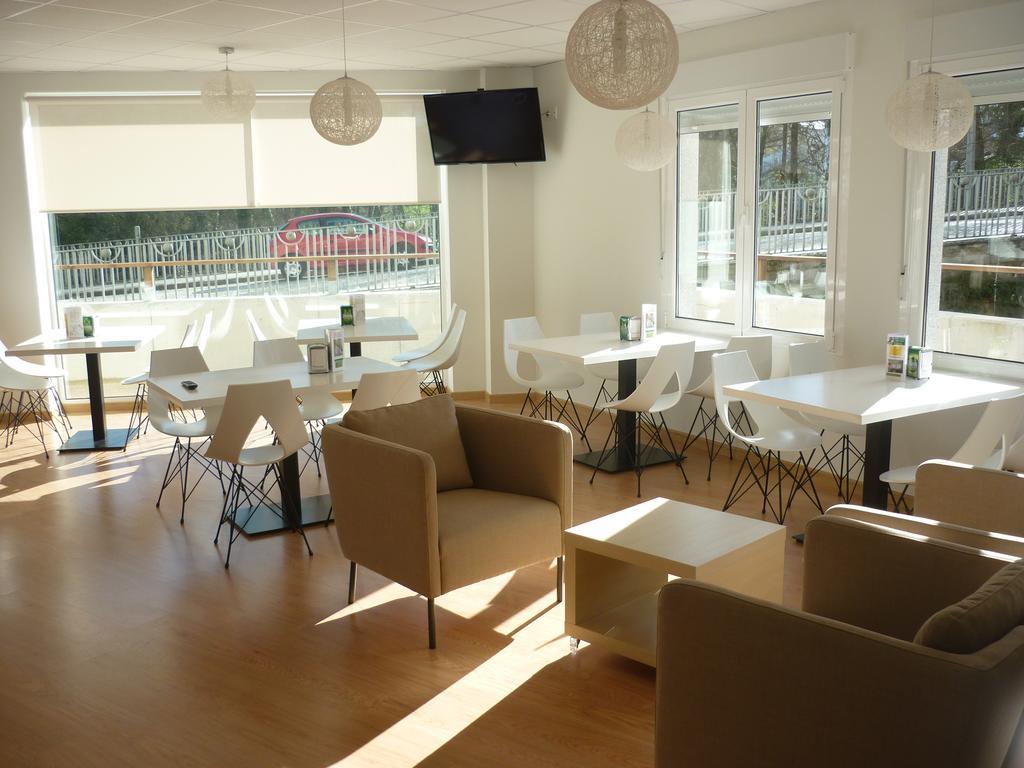 Pension-Albergue Puente Ribeira Sarria Εξωτερικό φωτογραφία